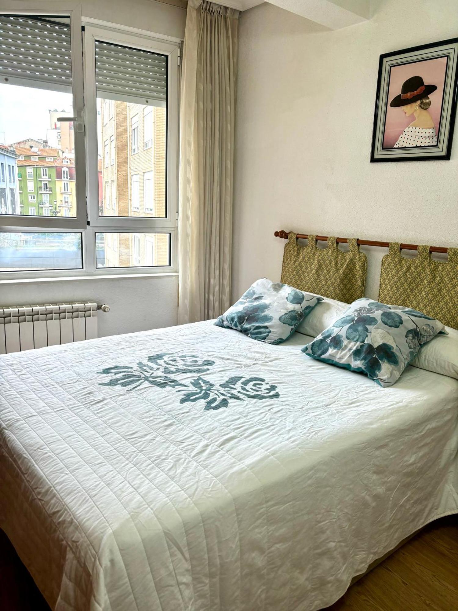 Habitacion Privada Al Lado De La Bahia De Santander Apartment ภายนอก รูปภาพ